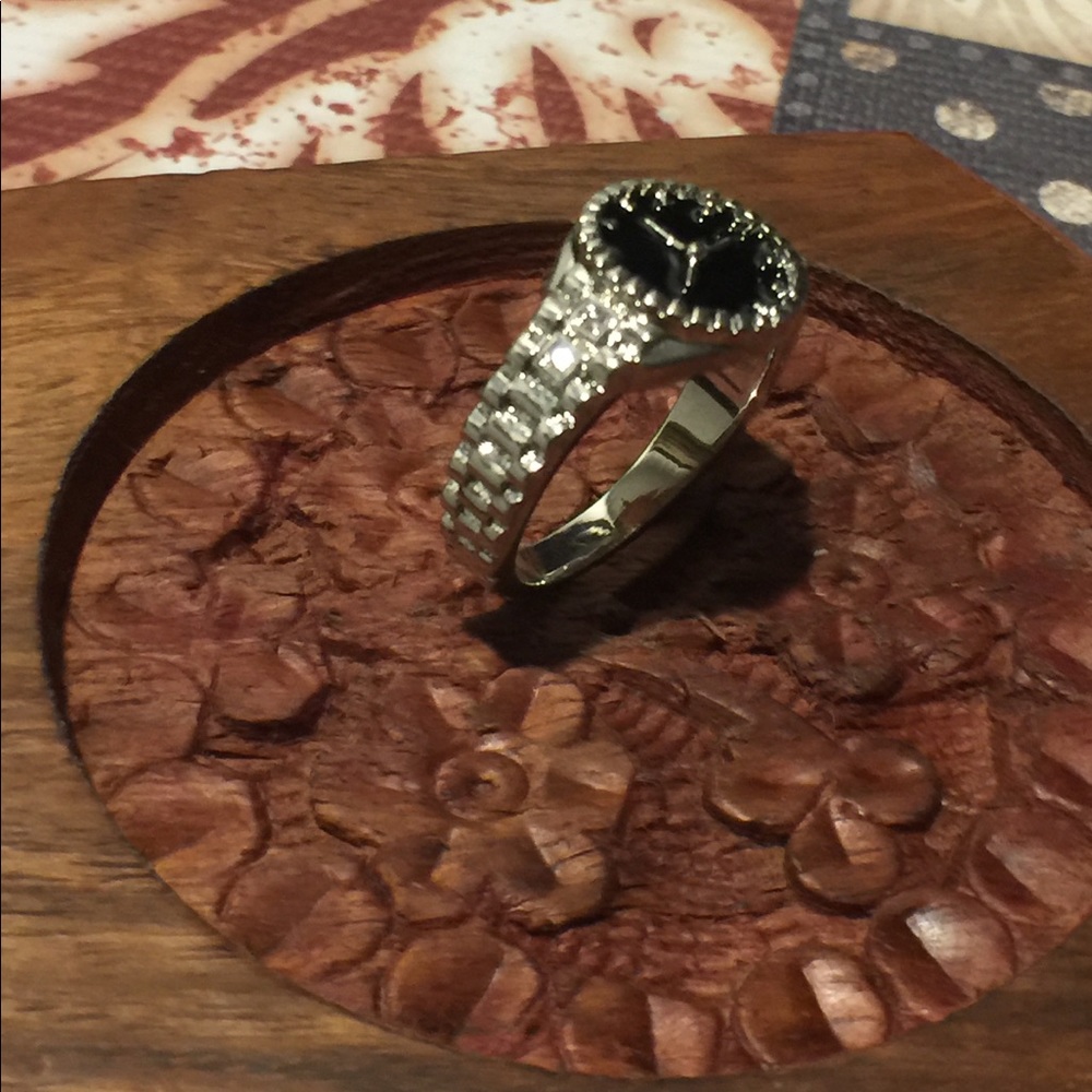 Ring size 8 - Picture 5 of 8